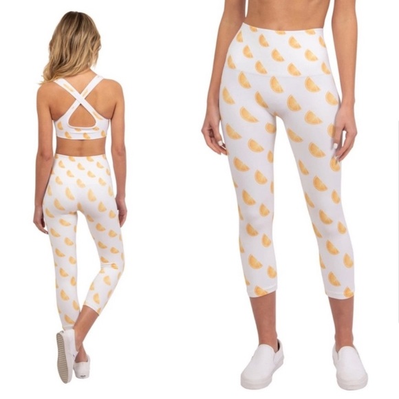 Morgan Stewart Sport Tangerine seamless leggings size medium / large - Picture 1 of 2